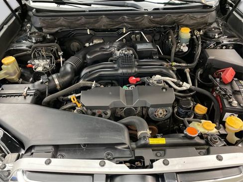 Used 2014 Subaru Outback 2.5i Limited image 11