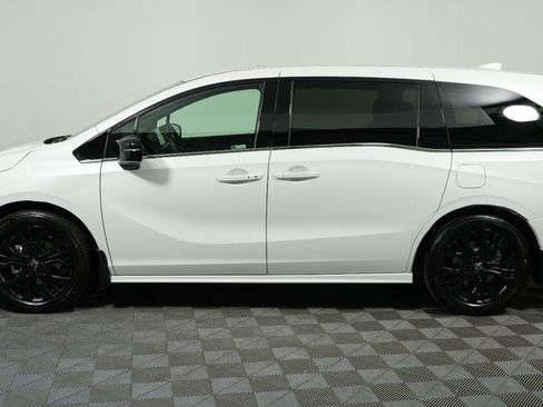 Certified 2026 Honda Odyssey Sport-L image 8