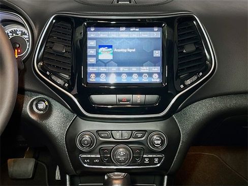 Certified 2022 Jeep Cherokee Limited image 11