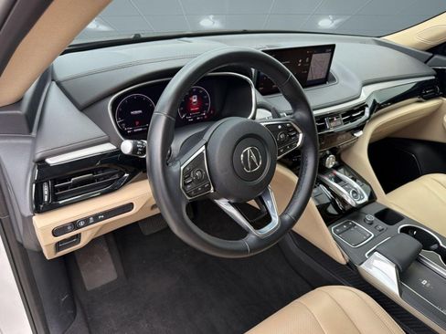 Used 2023 Acura MDX SH-AWD w/ Technology Package image 4