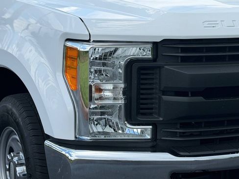 Used 2017 Ford F250 XL w/ Power Equipment Group RWD image 26