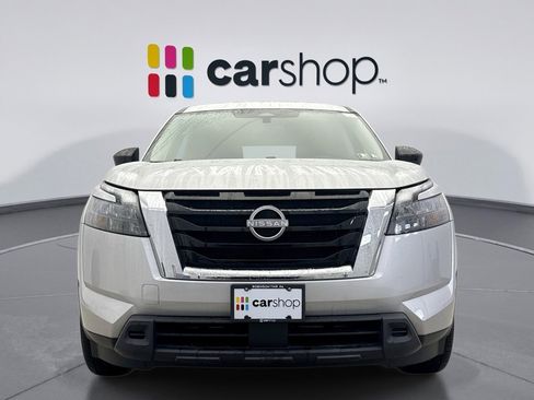 Used 2024 Nissan Pathfinder S image 8