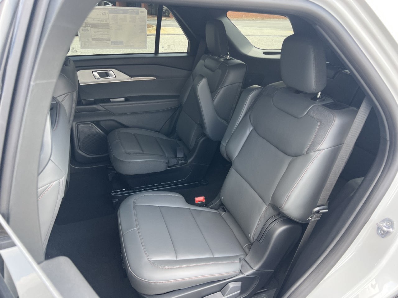 New 2027 Ford Explorer Active w/ Active Comfort Package RWD image 16