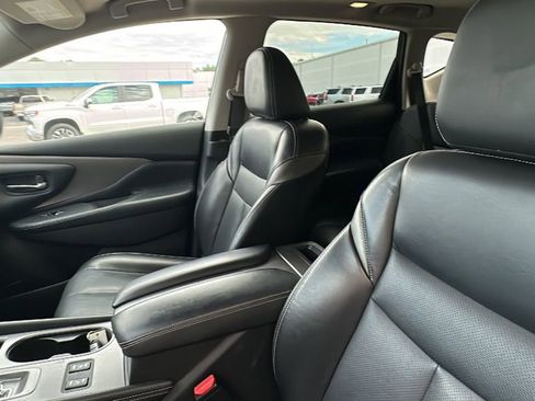 Used 2023 Nissan Murano SL w/ SL Moonroof Package image 12