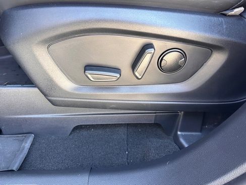 Certified 2025 Ford Explorer ST-Line image 16