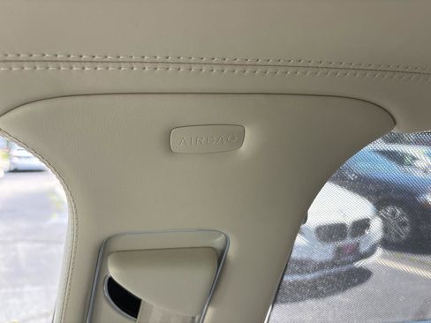 Used 2014 Bentley Flying Spur W12 image 26