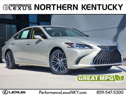 Used 2025 Lexus ES 350 w/ Premium Package