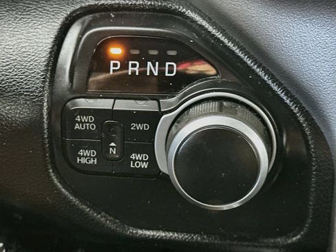 Used 2020 RAM 1500 Big Horn AWD/4WD image 16