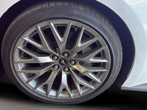 Used 2024 Ford Mustang GT Premium RWD image 31