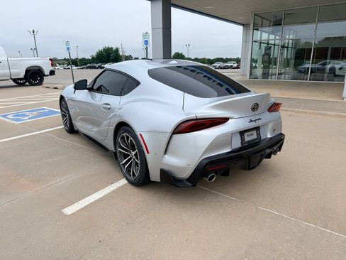 Used 2021 Toyota Supra w/ Safety & Technology Package RWD image 6