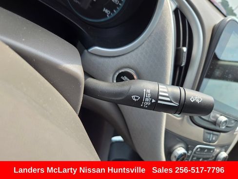 Used 2024 Chevrolet Malibu LT FWD image 23