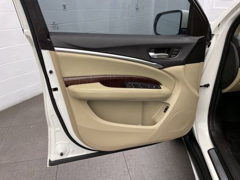 Used 2018 Acura MDX FWD image 18