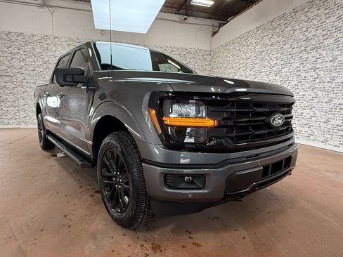 New 2026 Ford F150 XLT w/ Equipment Group 302A MID image 9