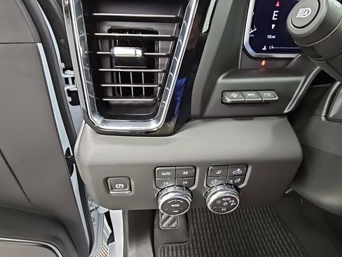 New 2026 GMC Sierra 2500 Denali Ultimate image 27