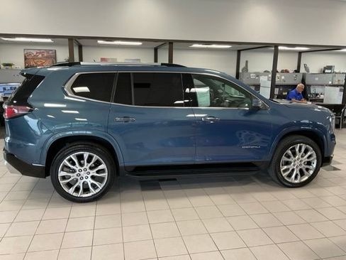 Used 2025 GMC Acadia Denali w/ Super Cruise Package AWD/4WD image 7