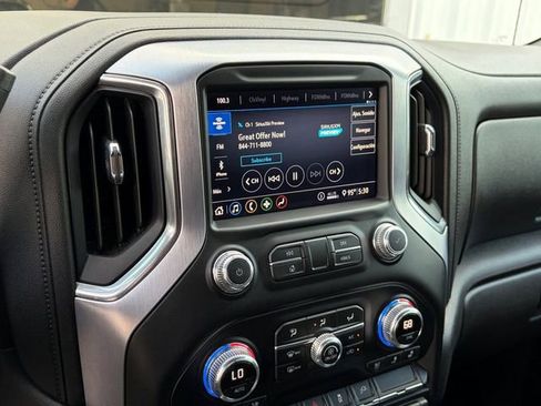 Used 2020 GMC Sierra 1500 SLT image 10