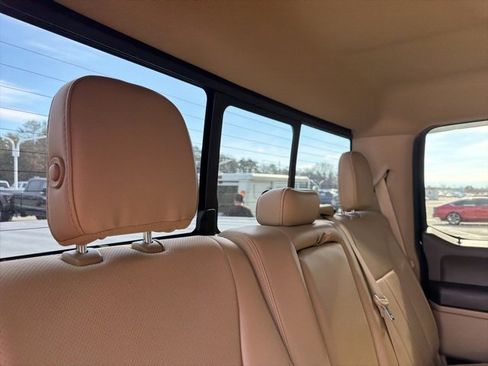 Used 2018 Ford F150 Lariat image 11