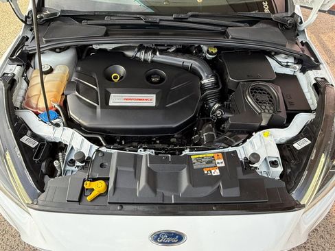 Used 2016 Ford Focus RS image 22