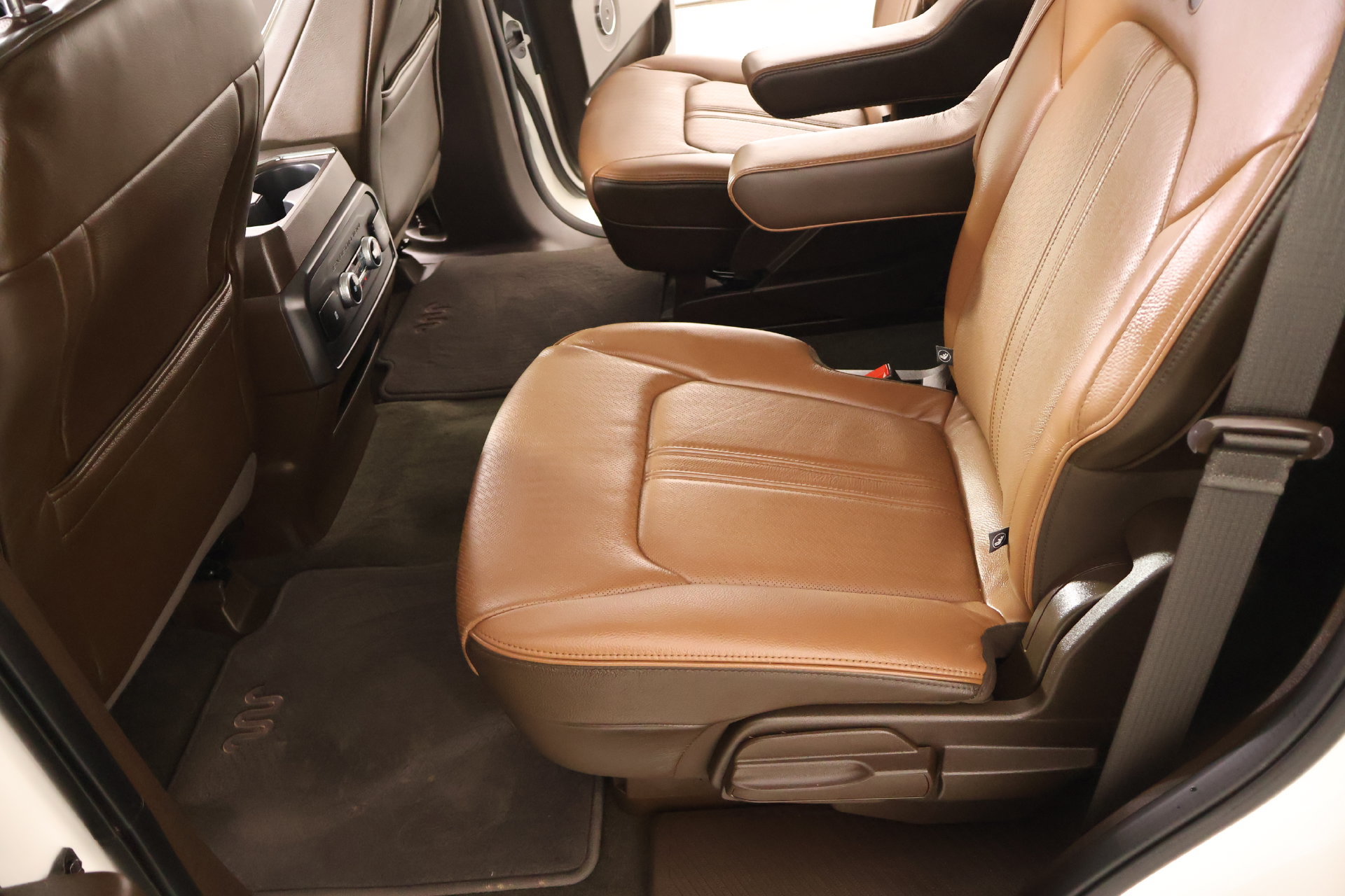 Used 2022 Ford Expedition King Ranch AWD/4WD image 12