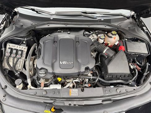 Used 2017 Buick LaCrosse Preferred image 13