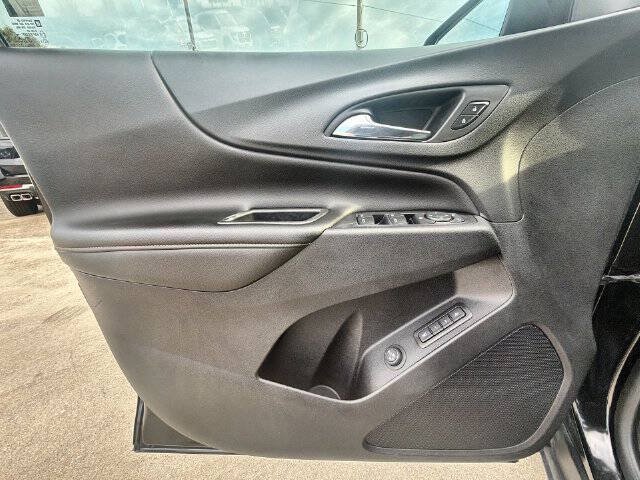 Used 2020 Chevrolet Equinox Premier w/ Premier Redline Edition FWD image 21