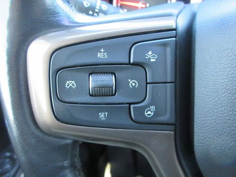 Used 2023 Chevrolet Silverado 2500 High Country w/ Z71 Off-Road Package image 31