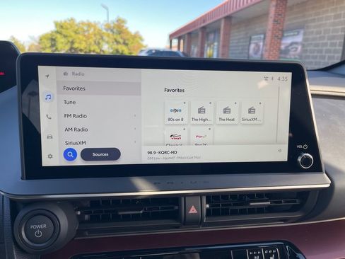 New 2026 Toyota Prius Plug-In Hybrid FWD image 67