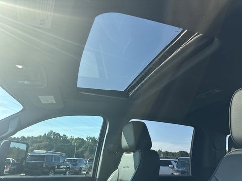 Used 2025 GMC Sierra 2500 Denali w/ Denali Reserve Package image 19