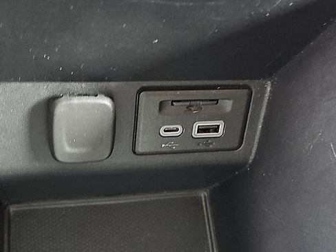 Used 2022 Chevrolet Blazer RS image 25