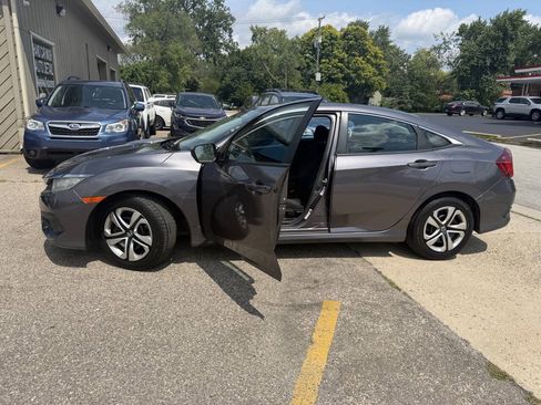 Used 2017 Honda Civic LX image 22