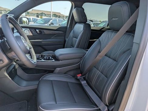 New 2026 Buick Enclave Avenir w/ Super Cruise Package image 18