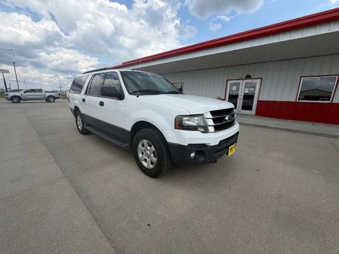 Used 2016 Ford Expedition EL XL AWD/4WD image 2