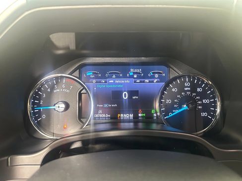 Used 2019 Ford Expedition XLT w/ Equipment Group 202A RWD image 29