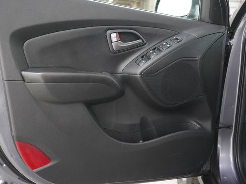 Used 2015 Hyundai Tucson SE FWD image 14