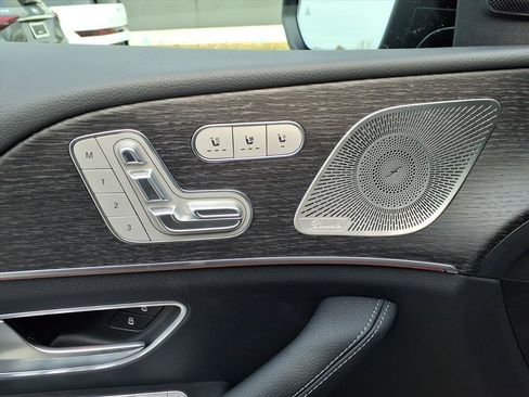 Used 2026 Mercedes-Benz GLS 450 4MATIC image 13