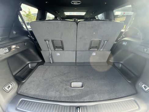 New 2025 Jeep Grand Cherokee L Limited image 9