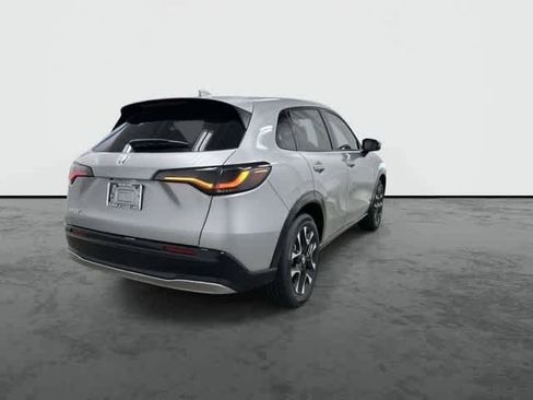 New 2026 Honda HR-V EX-L image 3