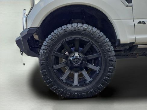 Used 2021 Ford F250 Platinum AWD/4WD image 11
