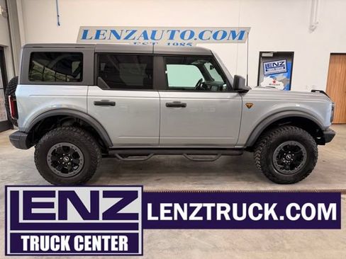 Used 2021 Ford Bronco Badlands AWD/4WD image 1