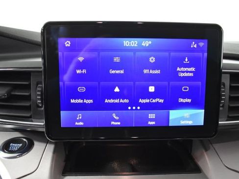 Used 2023 Ford Explorer XLT w/ Equipment Group 202A AWD/4WD image 21