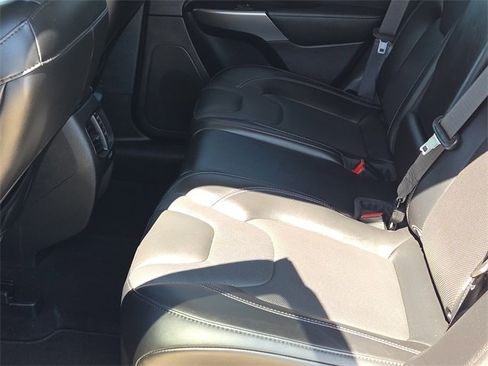 Used 2021 Jeep Cherokee Latitude Lux w/ Trailer Tow Group image 14