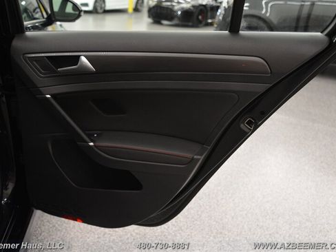 Used 2021 Volkswagen GTI Autobahn image 40