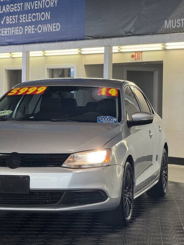 Used 2014 Volkswagen Jetta SE FWD image 8