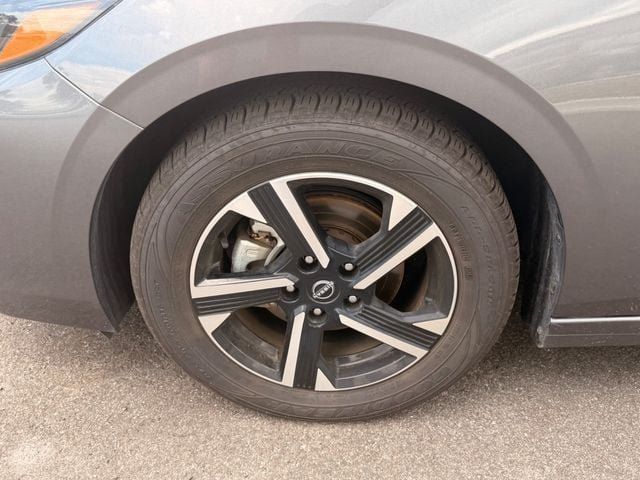 Used 2025 Nissan Sentra SV FWD image 21