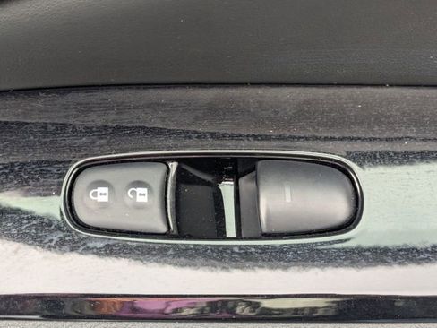Used 2024 Nissan Altima 2.5 SR w/ SR Premium Package FWD image 33