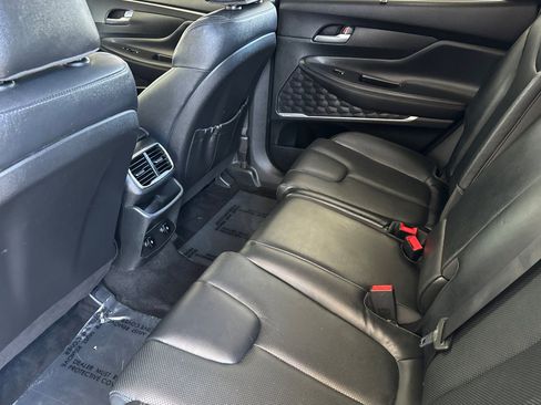 Used 2019 Hyundai Santa Fe Limited image 11