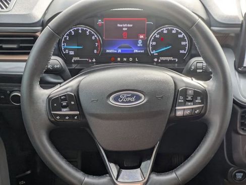 Used 2023 Ford Maverick Lariat w/ Lariat Luxury Package image 13