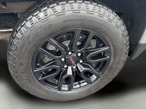 Used 2024 GMC Sierra 1500 Elevation w/ X31 Off-Road Package AWD/4WD image 21