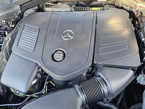 New 2026 Mercedes-Benz GLC 300 image 14