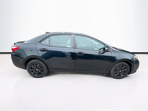 Used 2015 Toyota Corolla LE FWD image 8